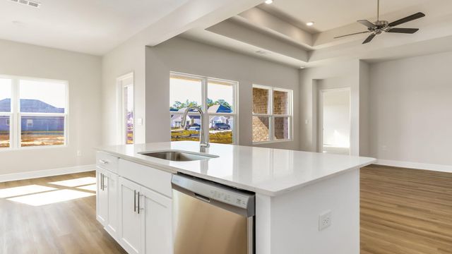 5619 Thatcher Road, Crestview, FL 32539