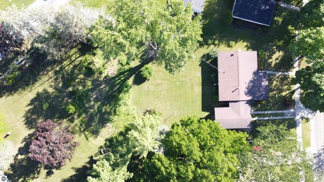 131 Riverside Drive, Alma, MI 48801