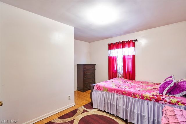 636 Franklin Avenue, Cuyahoga Falls, OH 44221