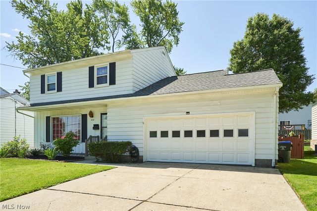 636 Franklin Avenue, Cuyahoga Falls, OH 44221