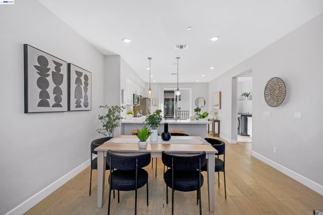 405 Industrial Parkway, Hayward, CA 94544