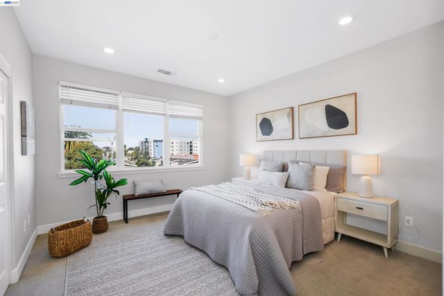 405 Industrial Parkway, Hayward, CA 94544