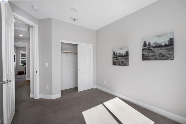 405 Industrial Parkway, Hayward, CA 94544