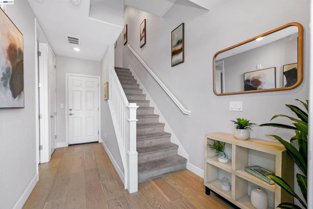 405 Industrial Parkway, Hayward, CA 94544