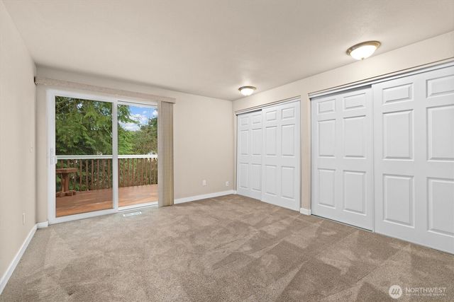 24619 12th Avenue S, Des Moines, WA 98198