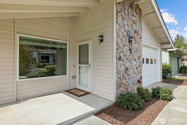 24619 12th Avenue S, Des Moines, WA 98198