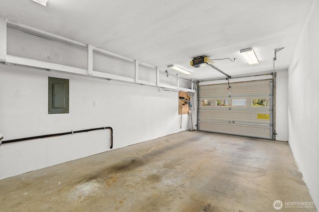 24619 12th Avenue S, Des Moines, WA 98198