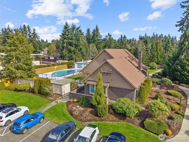 24619 12th Avenue S, Des Moines, WA 98198