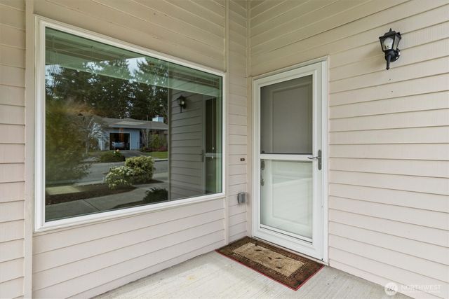 24619 12th Avenue S, Des Moines, WA 98198