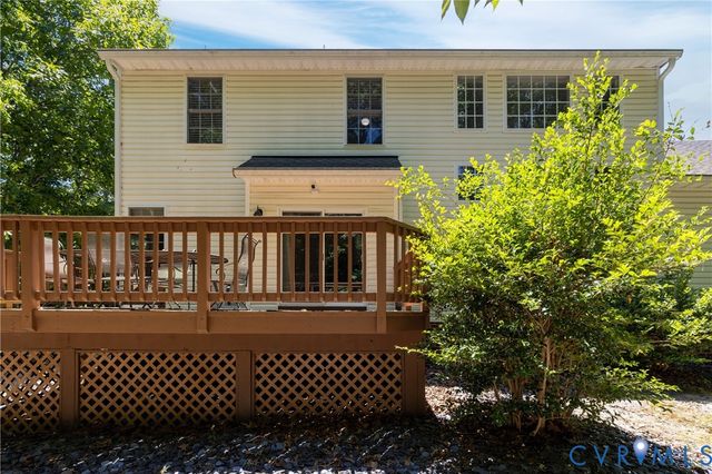 5112 Beachmere Ct, Chester, VA 23831