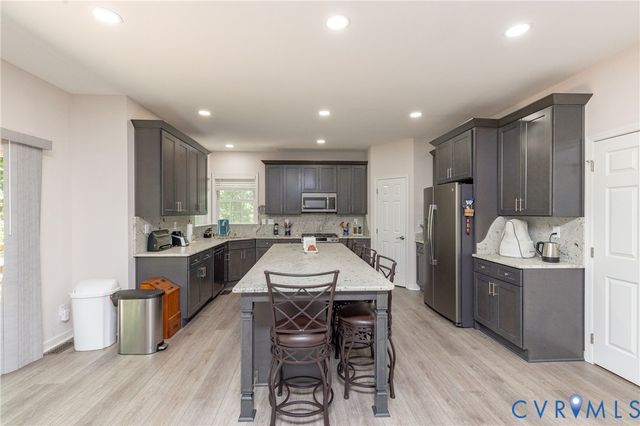 5112 Beachmere Ct, Chester, VA 23831