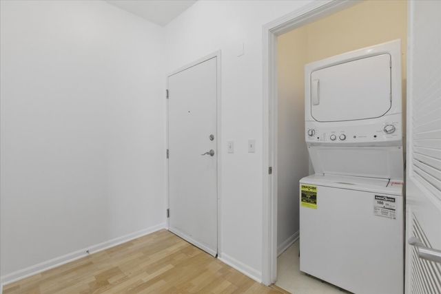 1134 W Granville Avenue 1003, Chicago, IL 60660