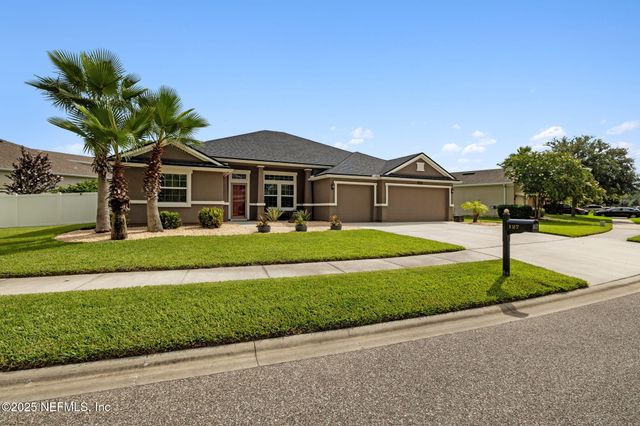 127 BRADFORD LAKE Circle, Jacksonville, FL 32218