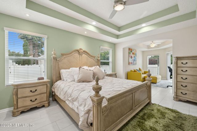127 BRADFORD LAKE Circle, Jacksonville, FL 32218