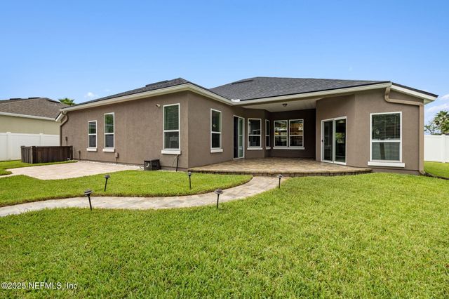 127 BRADFORD LAKE Circle, Jacksonville, FL 32218