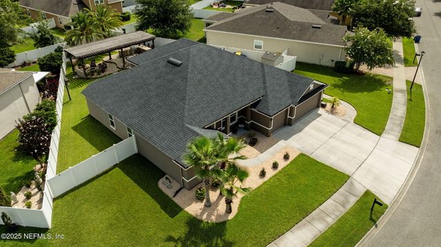 127 BRADFORD LAKE Circle, Jacksonville, FL 32218