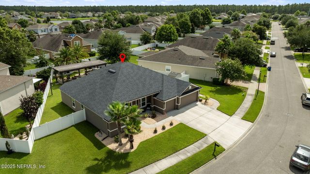 127 BRADFORD LAKE Circle, Jacksonville, FL 32218