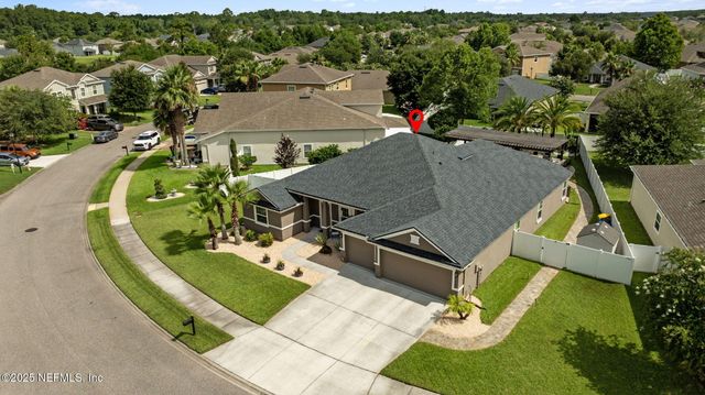 127 BRADFORD LAKE Circle, Jacksonville, FL 32218