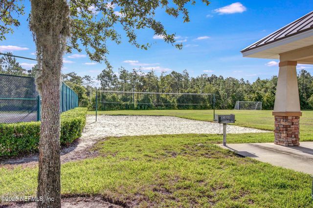 127 BRADFORD LAKE Circle, Jacksonville, FL 32218