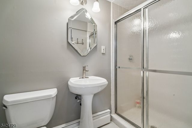 21 Tremont Ter, Livingston Twp., NJ 07039