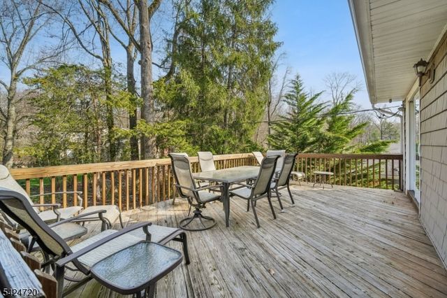 21 Tremont Ter, Livingston Twp., NJ 07039