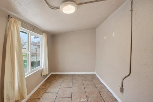 16516 E Street, Victorville, CA 92395