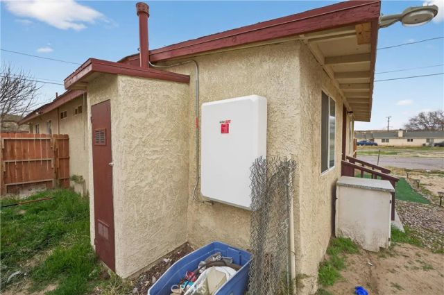 16516 E Street, Victorville, CA 92395