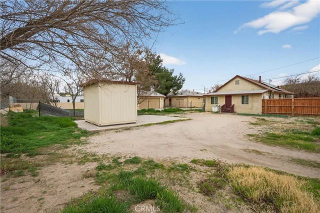 16516 E Street, Victorville, CA 92395
