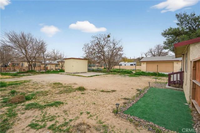16516 E Street, Victorville, CA 92395