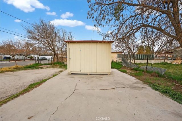 16516 E Street, Victorville, CA 92395