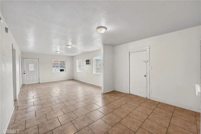 16516 E Street, Victorville, CA 92395