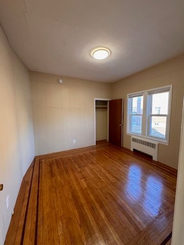 151 Pidge Avenue 1, Pawtucket, RI 02860