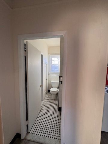 151 Pidge Avenue 1, Pawtucket, RI 02860