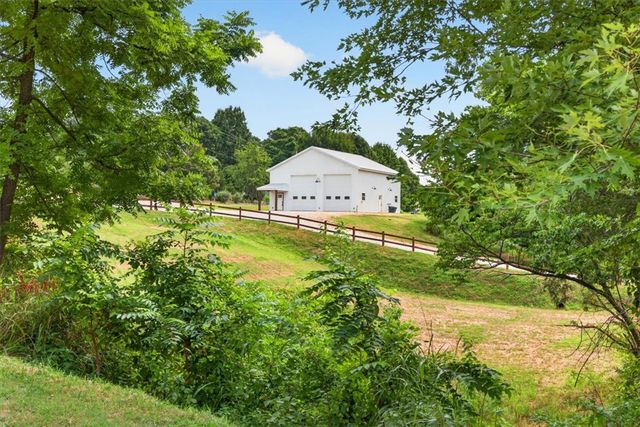 12705 Rhoden Lane, Lowell, AR 72745