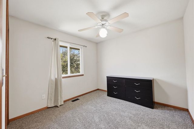 200 E Stone Path, Derby, KS 67037