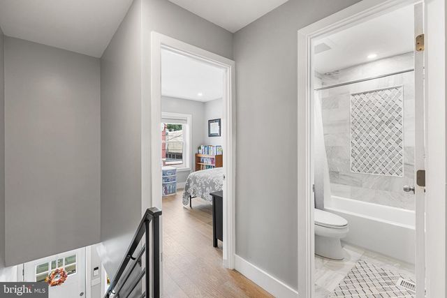528 PIERCE ST, Philadelphia, PA 19148