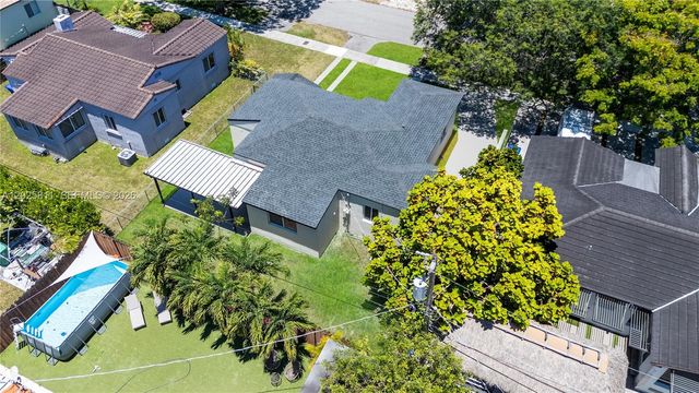 2110 SW 15th St, Miami, FL 33145