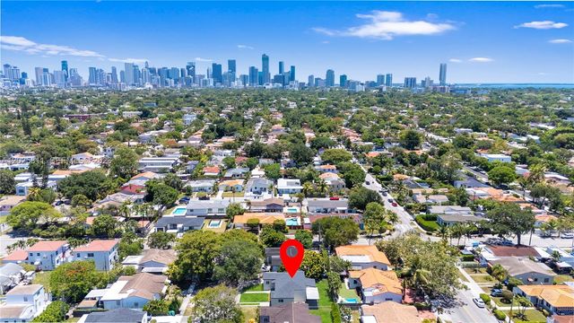 2110 SW 15th St, Miami, FL 33145