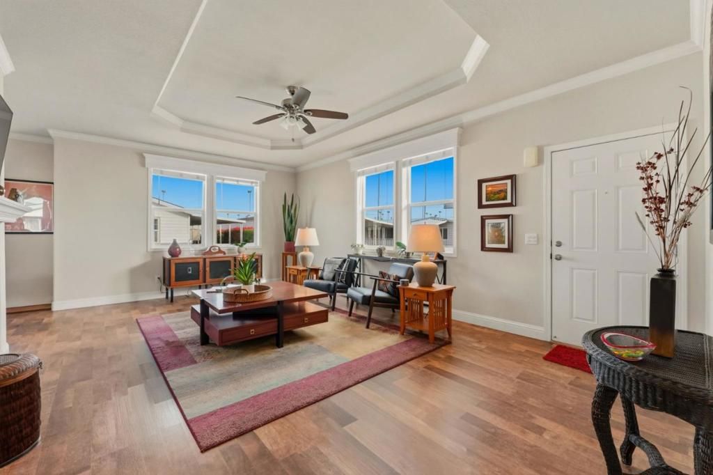 Image 11 of property listing at 195 Blossom Hill Road, San Jose, CA 95123