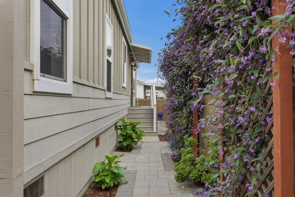 Image 46 of property listing at 195 Blossom Hill Road, San Jose, CA 95123