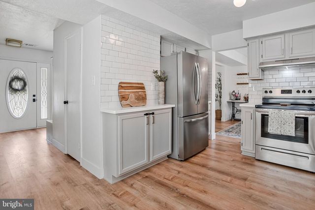 4092 BROADBILL CIR, Waldorf, MD 20603