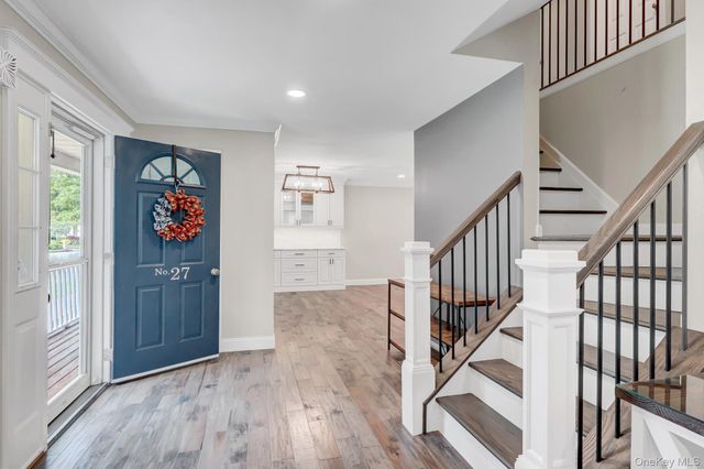 27 4th Avenue, Rocky Point, NY 11778