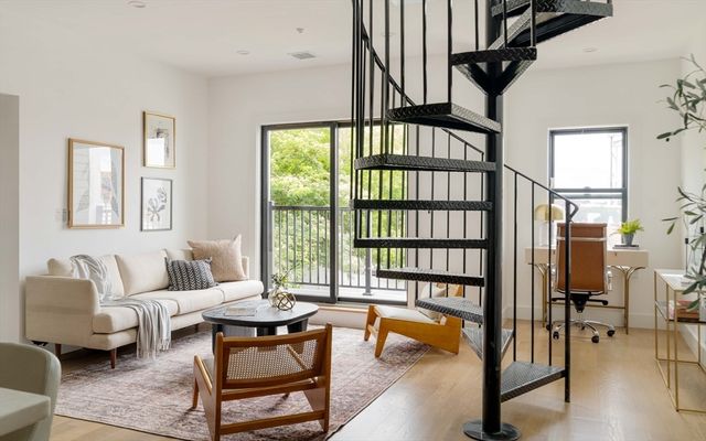 95 Addison Street 308, Boston, MA 02128