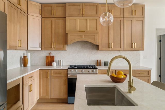 95 Addison Street 308, Boston, MA 02128