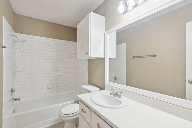 2407 Dowd LN, Austin, TX 78728