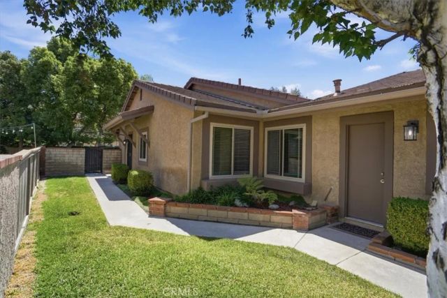 25748 Leticia Drive, Valencia, CA 91355