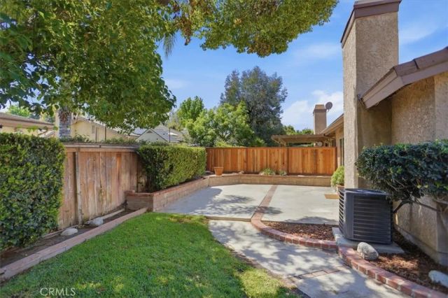 25748 Leticia Drive, Valencia, CA 91355
