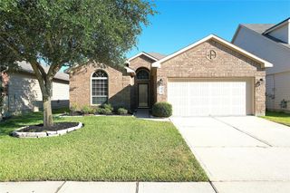 8718 Sunrise Canter Drive, Tomball, TX 77375