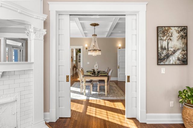 206 S Main St, Mount Pleasant, TN 38474