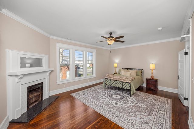 206 S Main St, Mount Pleasant, TN 38474